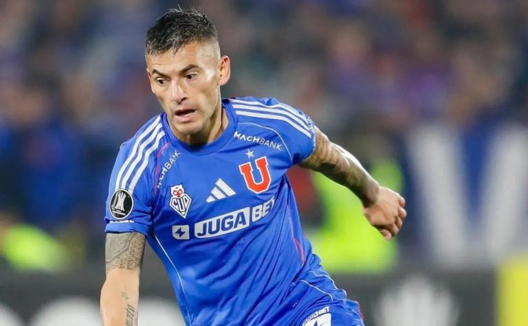 Charles Aránguiz brilla en la goleada de Universidad de Chile sobre Carabobo FC y acerca al equipo a octavos de Copa Libertadores 2025 2025-05-15T00:25:41.000Z.jpg
