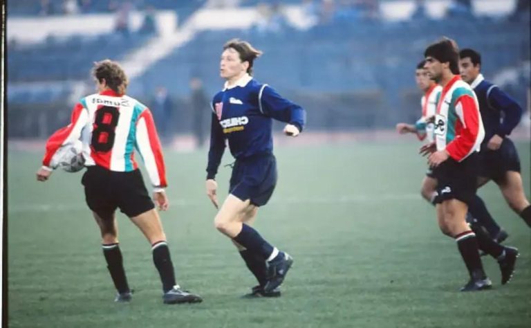 Preocupación en el fútbol chileno: Eduardo ‘Gino’ Cofré lucha por su vida tras sufrir una severa neumonía 2025-05-22T21:05:05.000Z.jpg