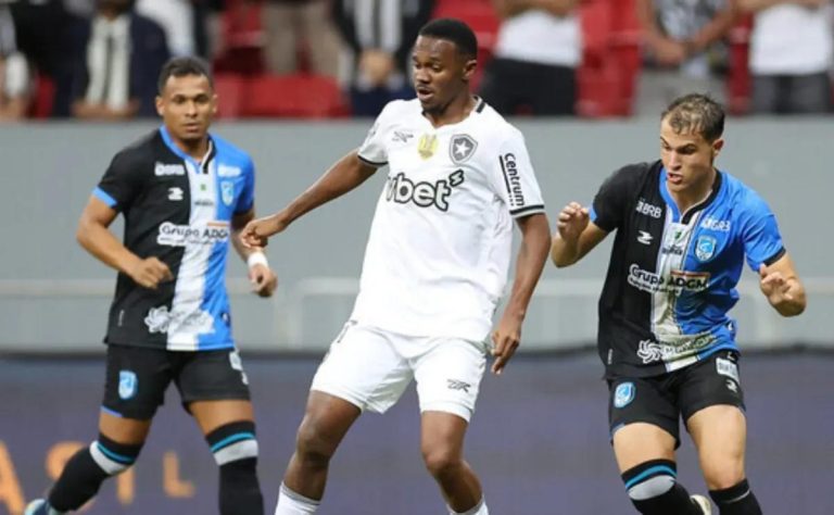 Botafogo sorprendido: derrota ante Capital antes del decisivo duelo contra Universidad de Chile en la Copa Libertadores 2025 2025-05-23T11:55:32.000Z.jpg