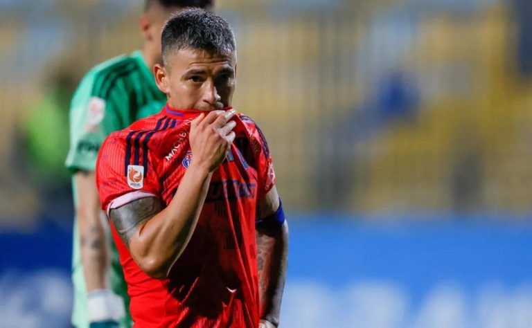 Universidad de Chile enfrenta bajas significativas en Copa Chile debido a la convocatoria de seis jugadores a La Roja 2025-05-23T19:08:28.000Z.jpg