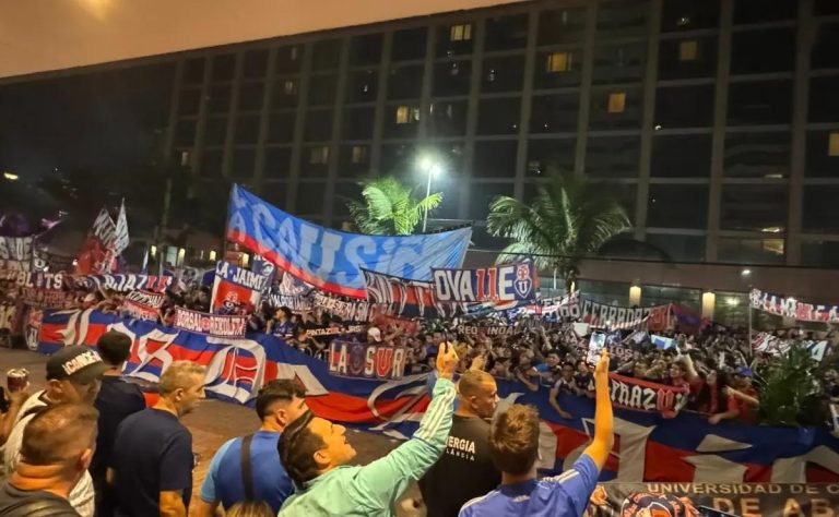 Crisis por Entradas entre Universidad de Chile y Botafogo: La Venta Fallida que Desata el Caos en Río de Janeiro 2025-05-27T11:44:44.000Z.jpg