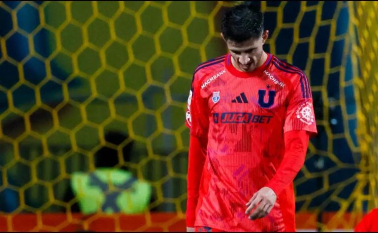 Universidad de Chile se Despide de la Copa Libertadores: Autocrítica y Enfoque en la Copa Sudamericana tras Derrota ante Botafogo 2025-05-28T11:53:03.000Z.jpg