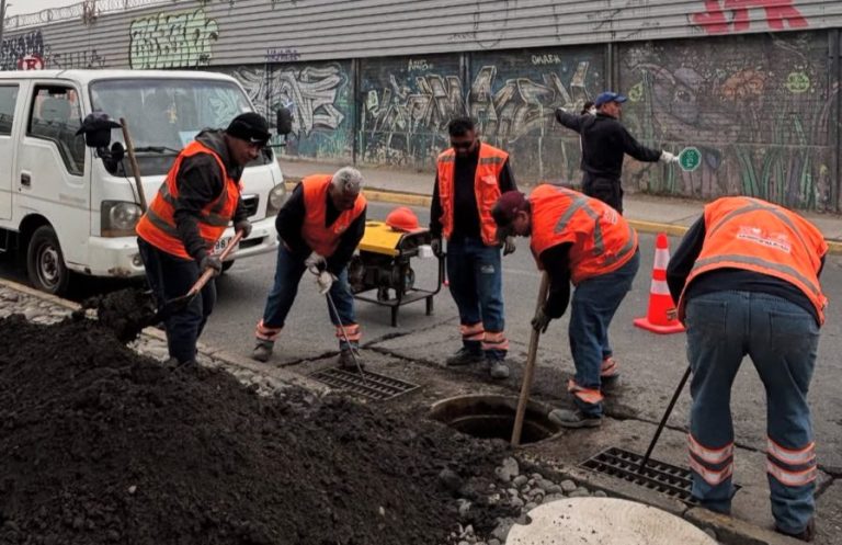 Municipalidad de Puente Alto trabaja Plan Invierno en las calles de la comuna