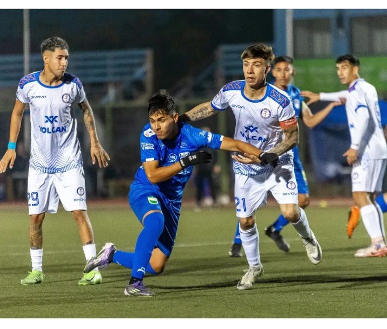 Municipal Puente Alto no pudo ante Deportes Colina y cayó goleado en casa