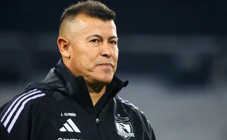 Jorge Almirón regresa a Santiago: drama con Colo Colo se intensifica en medio de sanciones y desafíos 2025-06-05T02:23:34.000Z.jpg