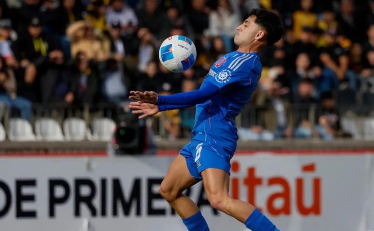 Universidad de Chile sufre dura derrota ante Coquimbo Unido: la polémica táctica de Álvarez desata críticas en el banquillo azul 2025-06-16T12:15:10.000Z.jpg