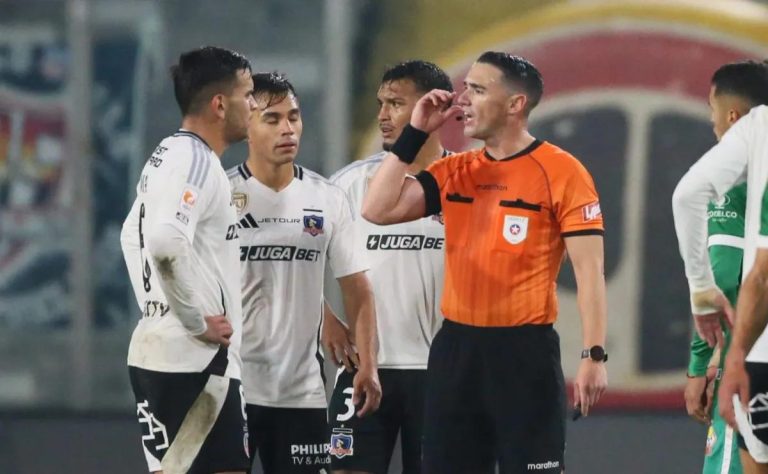 Colo Colo arrasa a Cobresal con un 4-0 y se prepara para el crucial reto contra Audax Italiano en La Florida sin hinchas visitantes 2025-06-18T00:21:35.000Z.jpg