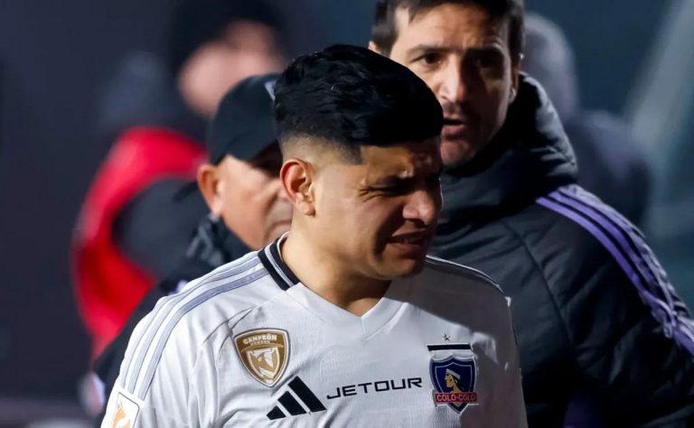 Colo Colo Asegura Triunfo Clave ante Cobresal y Enfrenta Incógnita por Lesión de Claudio Aquino en la Lucha por el Campeonato Nacional 2025 2025-06-19T01:19:35.000Z.jpg