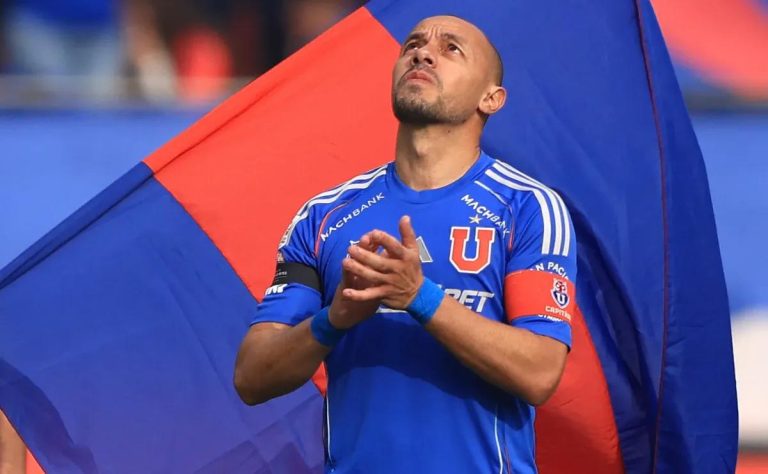 Universidad de Chile Recupera el Camino del Triunfo y Escala en la Tabla tras Vencer 3-1 a Deportes Iquique 2025-06-22T00:12:52.000Z.jpg