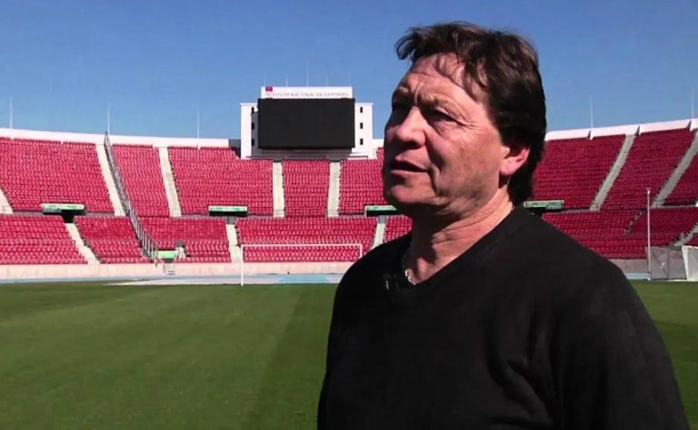 Universidad de Chile llora la partida de Eduardo “Gino” Cofré: Un legado imborrable en el fútbol chileno 2025-06-24T16:28:37.000Z.jpg