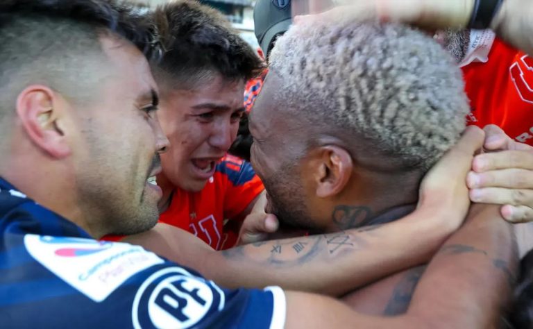 Junior Fernandes: El Salvador de Universidad de Chile en Crisis y su Prometedora Aventura Europea en Turquía 2025-06-25T18:21:14.000Z.jpg