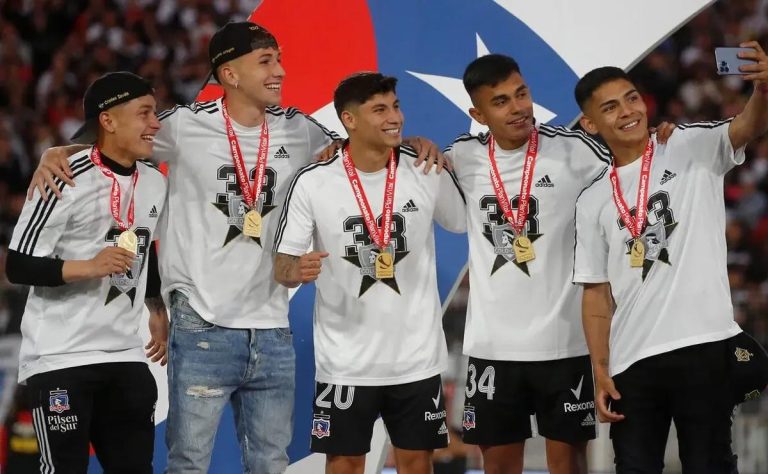 Joan Cruz: De Promesa en Colo Colo a Explorar Nuevas Oportunidades en la Primera B con Interés de Deportes Temuco 2025-06-25T18:36:08.000Z.jpg