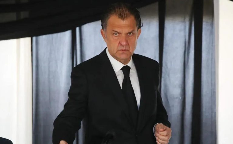 Crisis Económica en el Centenario de Colo Colo: Impacto de la Copa Libertadores y Futuro Incierto del Club Chileno 2025-06-27T18:45:03.000Z.jpg