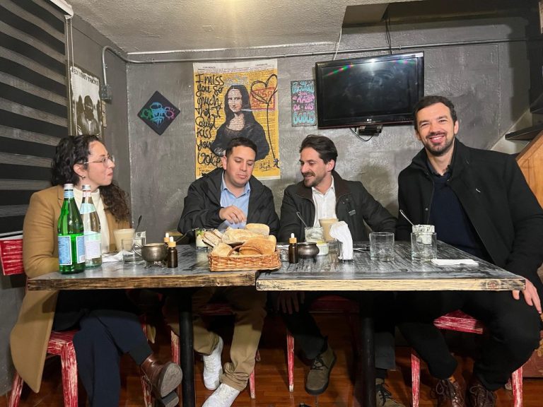 De cara a primarias: Alcalde de Puente Alto Matías Toledo se reúne con candidato presidencial Gonzalo Winter y alcalde de Maipú Tomás Vodanovic
