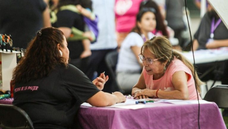 ¡Atención vecinas!: Operativo Puente Mujer en tu Barrio se realizará este miércoles en Villa 4 Plazas