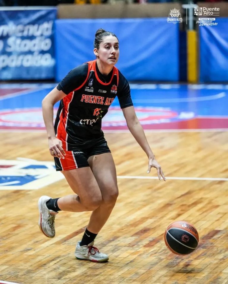 Basket: Puente Alto femenino sufre ajustada derrota y definirá final en casa