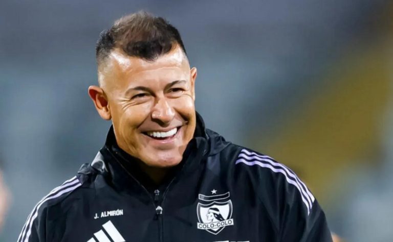 Colo Colo se Reinventa para Enfrentar a Universidad Católica: Sorpresas en la Formación y el Regreso de Erick Wiemberg en Clave Partido del Campeonato Nacional 2025 2025-07-03T11:06:24.000Z.jpg