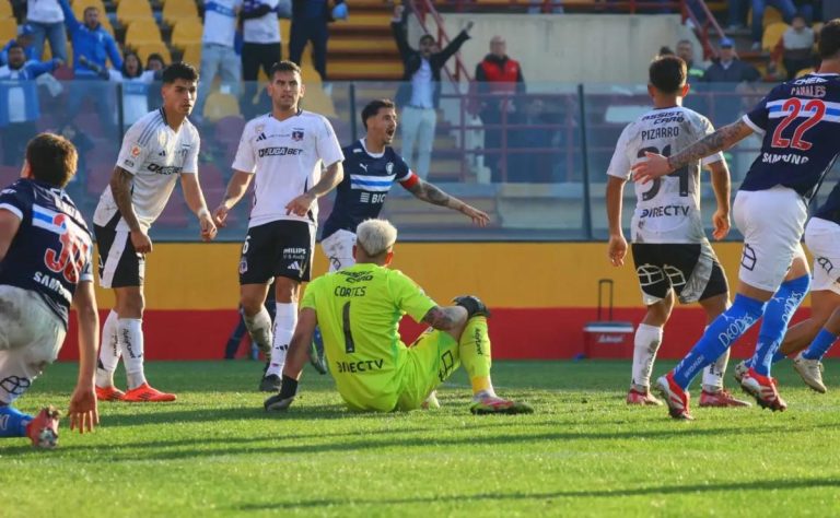 Universidad Católica vence 2-0 a Colo Colo en el clásico de la Liga de Primera 2025: Errores defensivos clave en la derrota del Cacique 2025-07-06T21:09:32.000Z.jpg