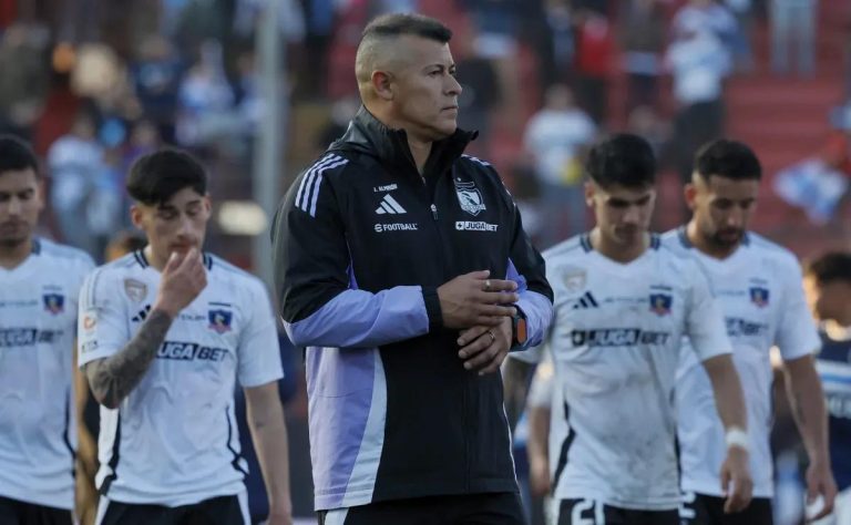 Colo Colo cae 2-0 ante Universidad Católica en el Clásico del Santa Laura: Análisis de Jorge Almirón y polémica arbitral 2025-07-06T22:40:58.000Z.jpg