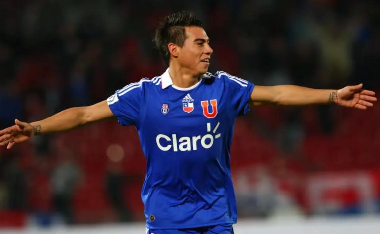 Eduardo Vargas regresa a Chile: Universidad de Chile negocia su fichaje en un mercado de pases que ilusiona a los hinchas 2025-07-07T18:28:40.000Z.jpg