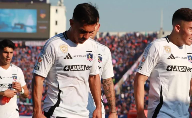 Crisis en Colo Colo: Derrota ante Universidad de Chile Destapa Problemas Internos y Genera Tensión Institucional 2025-07-13T16:53:20.000Z.jpg