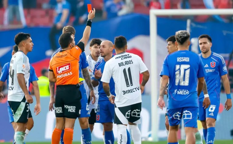 Marcelo Díaz Suspendido Tres Partidos: La Universidad de Chile Pierde a su Mediocampista Clave tras el Superclásico contra Colo Colo 2025-07-16T02:07:04.000Z.jpg
