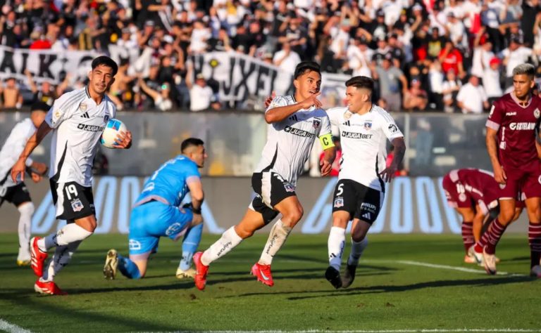 Colo Colo Rompe Mala Racha y Revive Aspiraciones en la Liga de Primera tras Triunfo Crucial ante Deportes La Serena 2025-07-19T21:16:21.000Z.jpg
