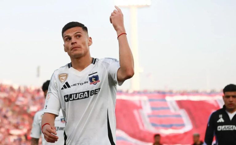 Colo Colo rompe mala racha con victoria ante Deportes La Serena, pero Lucas Cepeda enfrenta sanción por gestos en el Superclásico 2025-07-19T22:09:59.000Z.jpg