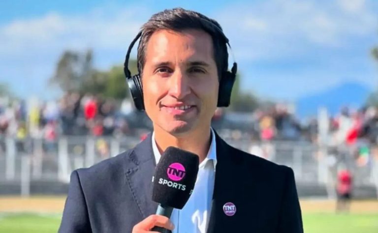 Jorge Almirón y Colo Colo: Desafío Disciplinario Suma Tensión Pese a la Remontada Triunfal 2025-07-20T12:25:05.000Z.jpg