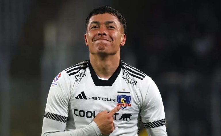 Cristián Zavala firma con Coquimbo Unido en préstamo desde Colo Colo hasta 2025: Conoce los detalles del acuerdo y su regreso a la Cuarta Región 2025-07-23T18:30:53.000Z.jpg