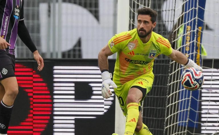 Crisis en el arco de Colo Colo: Lesión de Fernando de Paul y posible partida de Brayan Cortés complican el panorama del equipo chileno 2025-07-23T21:39:15.000Z.jpg
