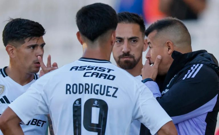 Jorge Almirón Respalda a Salomón Rodríguez: Colo Colo Apuesta al Resurgir del Delantero ante O’Higgins para Revivir su Temporada 2025-07-25T19:15:53.000Z.jpg