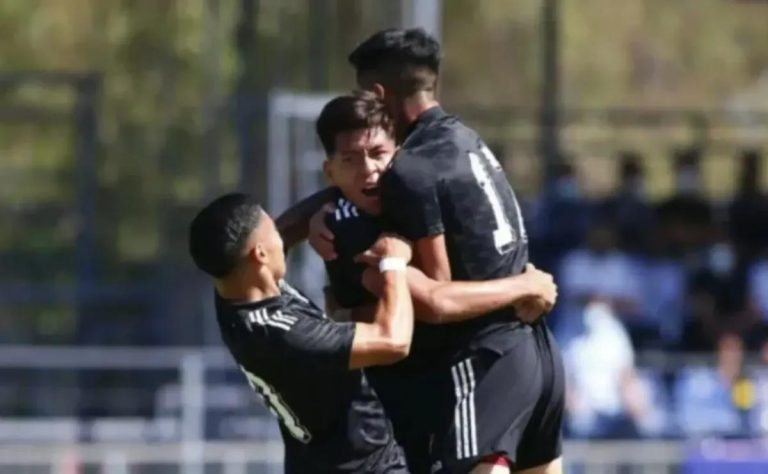 Ervin Vaca destaca en la Copa Sudamericana con Bolívar mientras atesora su paso por Colo Colo 2025-07-26T00:04:24.000Z.jpg