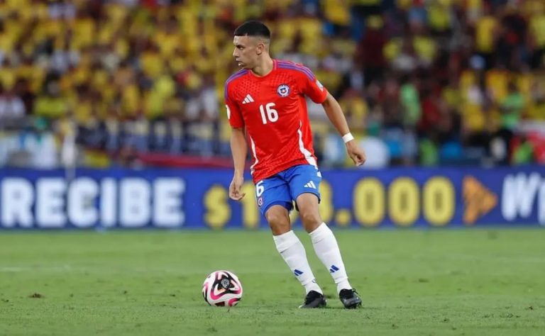 Universidad de Chile enfrenta revés en fichajes: Ulises Ortegoza seguirá en Talleres de Córdoba 2025-07-26T20:08:14.000Z.jpg