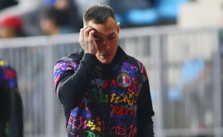 Eduardo Vargas debuta con Audax Italiano en la liga chilena pese a derrota ante Deportes Iquique 2025-07-28T02:24:20.000Z.jpg
