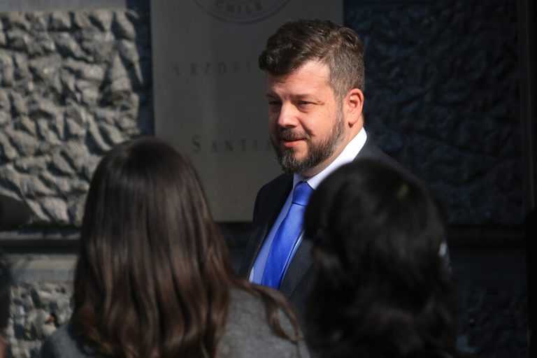 Kaiser y posibilidad de respaldar un nuevo Golpe de Estado: “Sin duda, con todas las consecuencias”