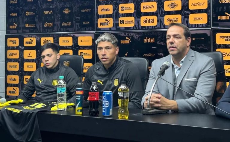 Brayan Cortés deja Colo Colo y jugará en Peñarol con el dorsal 12 2025-08-04T18:48:48.000Z.jpg