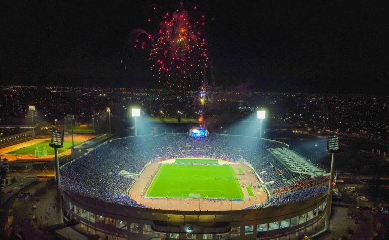 Universidad de Chile vence a Independiente y hinchada azul llena el Nacional 2025-08-14T12:35:55.000Z.jpg