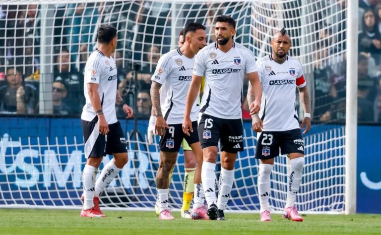 Jorge Almirón firmó su salida del Cacique tras derrota 1-4 en el Monumental 2025-08-17T14:28:24.000Z.jpg