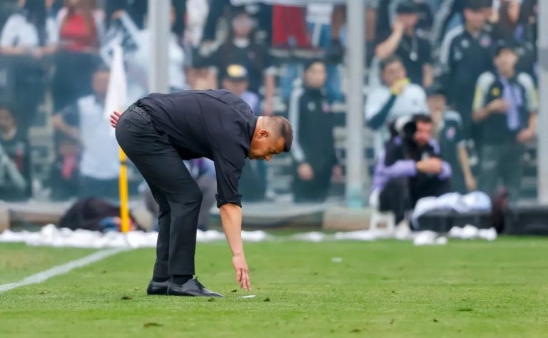 Aníbal Mosa baraja a Héctor Tapia como DT interino de Colo Colo en el Monumental 2025-08-17T21:22:22.000Z.jpg