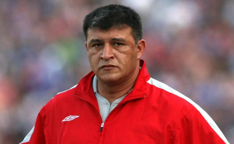 Colo Colo confirma salida de Jorge Almirón y hinchas del Cacique piden a Borghi 2025-08-18T20:13:52.000Z.jpg