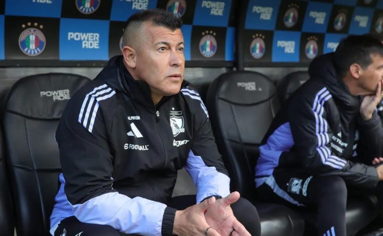 Héctor Tapia asume interinato en Colo Colo y Javier Correa entrenó a la par 2025-08-18T22:34:44.000Z.jpg