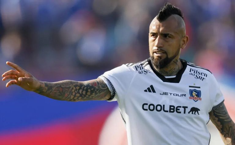 Arturo Vidal, capitán del Cacique, apoya a la U tras incidentes en Avellaneda 2025-08-21T17:33:54.000Z.jpg