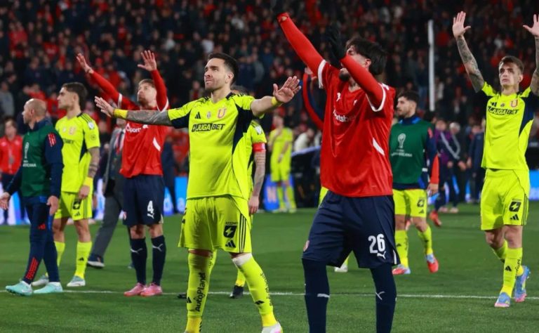 U de Chile queda en suspenso tras incidentes; Conmebol revisa descargos 2025-08-28T13:31:54.000Z.jpg