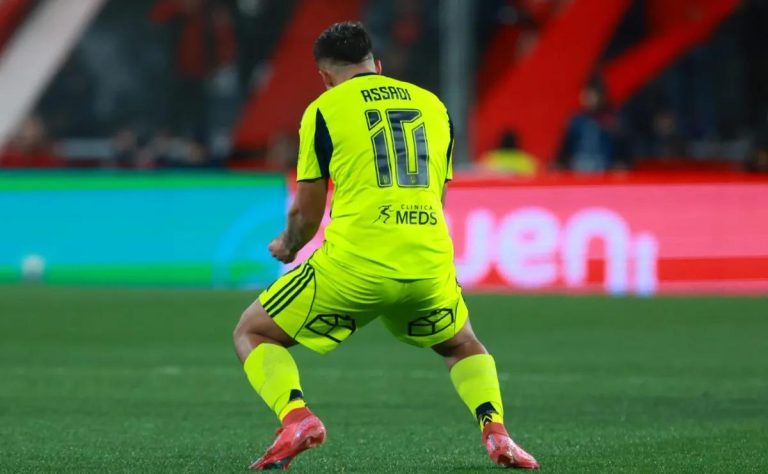 Lucas Assadi se consolida como líder de La U en el Superclásico 2025-08-29T00:05:46.000Z.jpg