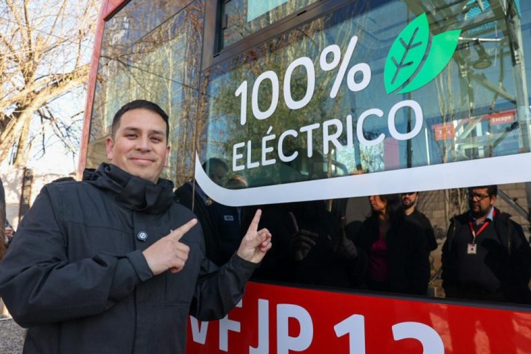 Alcalde Matías Toledo y Ministro de Transporte Juan Carlos Muñoz inauguraron electroterminal Gabriela en Puente Alto