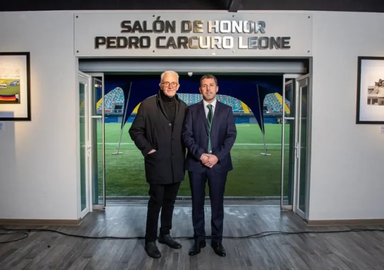 La Florida rinde homenaje a Pedro Carcuro en el Estadio Bicentenario