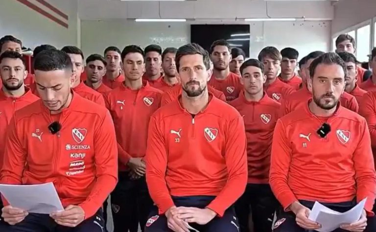 Tito Awad defiende a La U tras fallo de CONMEBOL que eliminó a Independiente 2025-09-09T14:03:23.000Z.jpg