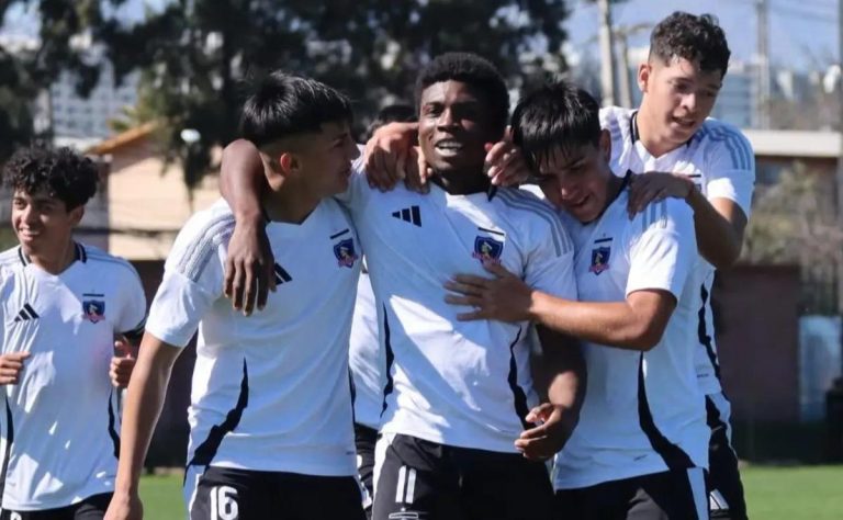 Maikel Peña da el triunfo a Colo Colo Sub 16: 2-1 a la U en Estadio Monumental 2025-09-10T16:11:28.000Z.jpg