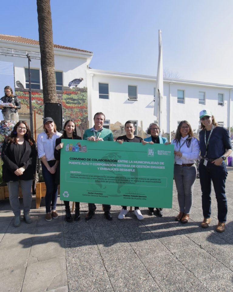 Puente Alto da inicio a la marcha blanca de ReSimple, el primer sistema nacional de reciclaje colectivo